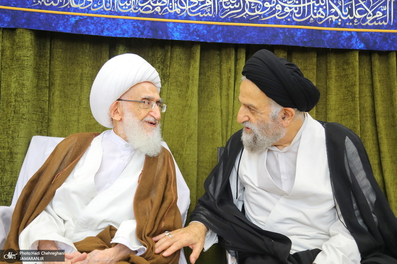 مراسم جشن عید غدیر و عمامه‌گذاری طلاب در بیت مراجع  تقلید و علما