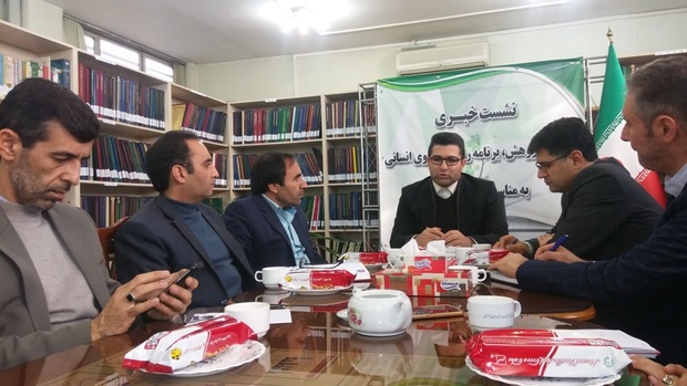 گفتمان پژوهشی اولویت فعالیت های دانش آموزی است