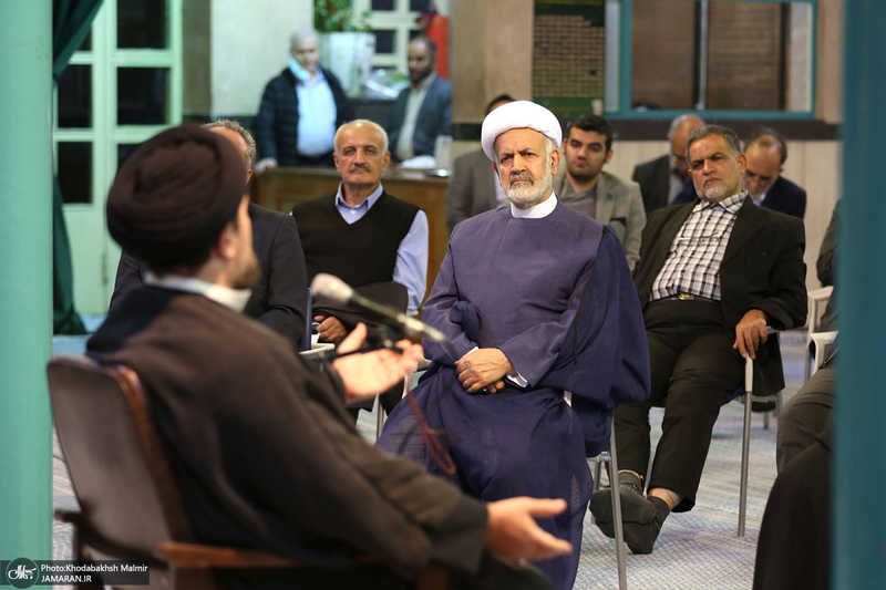 دیدار جمعی از معاونین و سفرای سابق وزارت خارجه‎‎ با سید حسن خمینی