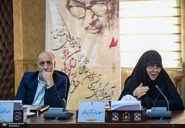 نیره قوی: «رعایت عفت» اعم از زن و مرد است/ محمد منصورنژاد: اندیشه امام خمینی(س) فرا سنتی است