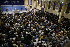 دیدار هزاران نفر از دانشجویان و دانش‌آموزان با رهبر معظم انقلاب