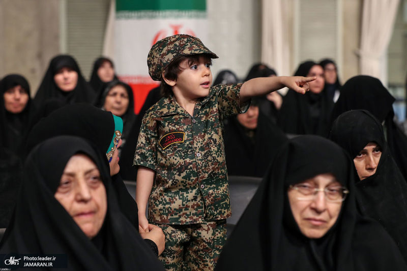 مراسم بزرگداشت شهید رئیسی و شهدای پرواز اردیبهشت