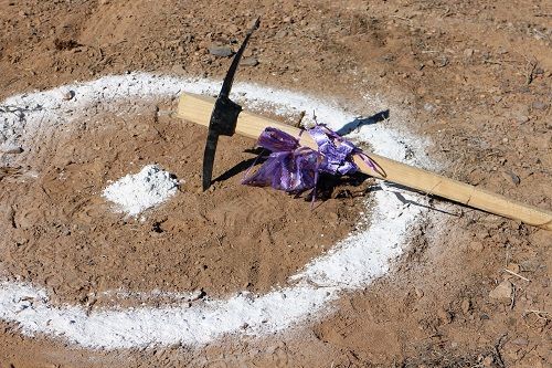 مدرسه 8 کلاسه حضرت زینب (س) در روستای وانان کلنگ‌زنی شد