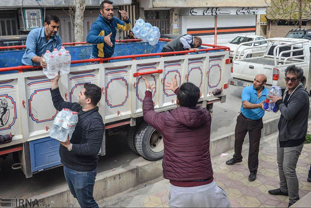 کمک‌های مدارس غیردولتی کرمان به سیل‌زدگان رودبار جنوب ارسال شد