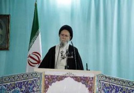 دشمنان از غلبه بر انقلاب ایران عاجز هستند