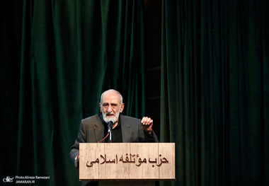 حسین شریعتمداری: عقربه قطب‌نمای زندگی مرحوم عسگراولادی همواره رضای خدا را نشان می‌داد/ مسیر امروز ما بسیار خطیر است، اما خطرناک نیست