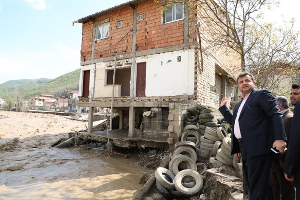 سیل سوادکوه 80 کارگر معدن را بیکار کرد