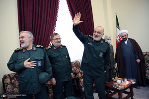 حاشیه های تجدیدمیثاق فرماندهان و کارکنان نیروهای مسلح با آرمان‌های امام خمینی (س)