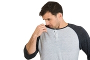 بوی بد بدن نشانه چیست؟ علت بوی بد نقاط مختلف بدن