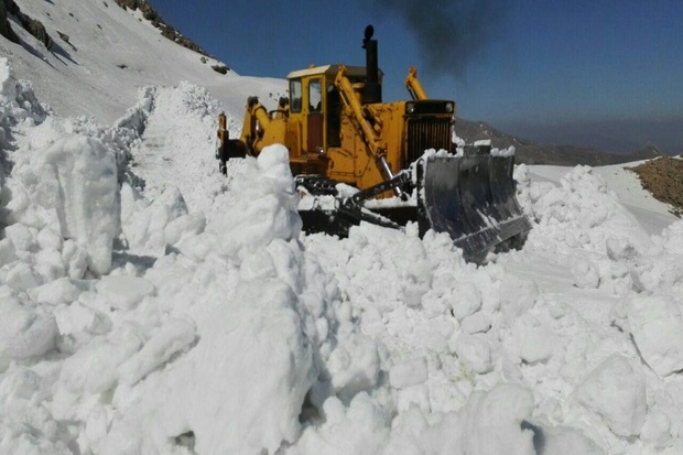 راه ارتباطی 13 روستای میاندوآب بازگشایی شد