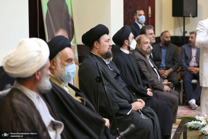 دیدار جمعی از نمایندگان پیروان ادیان الهی با سید حسن خمینی