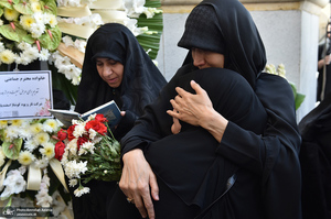 مراسم خاکسپاری پیکر مرحوم محمدعلی جماعتی (ره) در حرم امام خمینی (س)