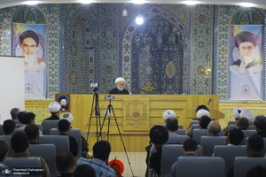 نشست «قرآن و عترت، محور اتحاد مسلمانان در اندیشه امام خمینی(س)» به زبان اردو