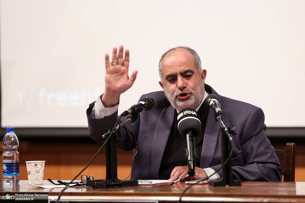 آشنا: از سخنرانی های شورآفرین انتخاباتى خبری نیست!