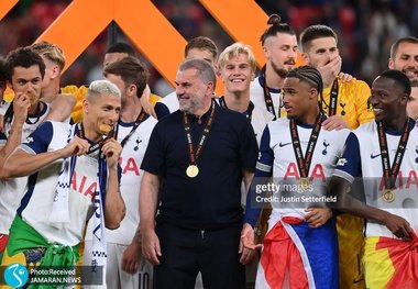 گزارش تصویری از اهدای جام قهرمانی لیگ اروپا به تاتنهام