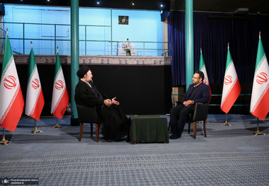 گفت و گوی سید حسن خمینی با برنامه «راهبرد» شبکه یک سیما