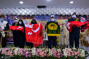 مراسم اهدای 2313 سری جهیزیه در جوار حرم امام خمینی(س)