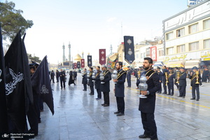 مراسم عزاداری خادمان حرم حضرت معصومه (س) در روز شهادت امام موسی کاظم (ع)‎