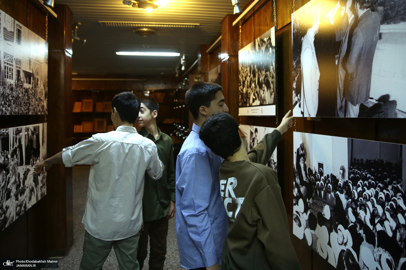 بازدید دانش آموزان مدرسه پیام امام (ره) از جماران