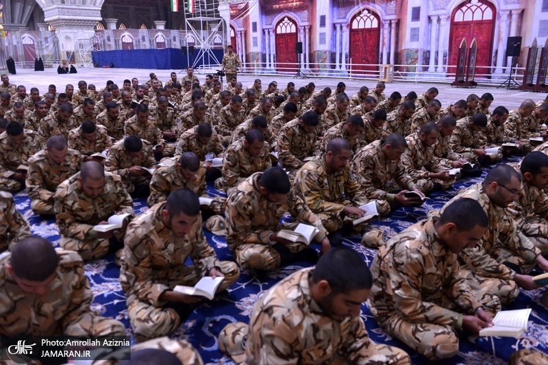 مراسم زیارت عاشورا پرسنل پادگان مرکز آموزش دژبان شهید اسدی کهریزک در حرم امام خمینی(س)
