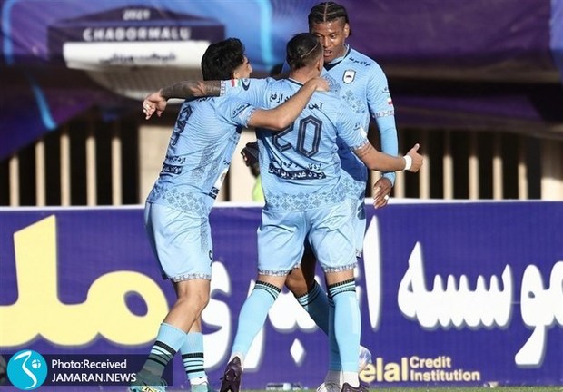 فولاد مانع صدرنشینی گل گهر شد/ پایان طلسم نبردن چادرملو