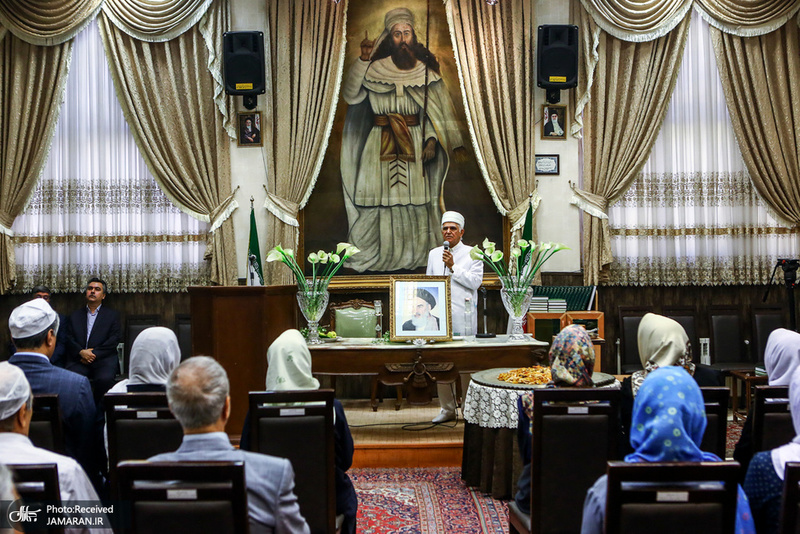 مراسم بزرگداشت امام خمینی در آتشکده زرتشتیان