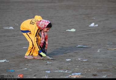 دو صد گفته چون نیم کردار نیست*لیلا مسروری