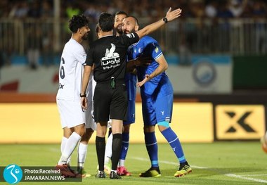 بازگشت داور جنجالی بعد از 4 ماه محرومیت!