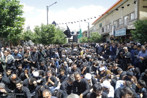 دسته عزاداری روز شهادت امام جعفر صادق (ع) با حضور آیت الله العظمی وحید خراسانی
