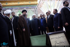 تجدید میثاق رییس جمهوری و اعضای هیئت دولت با آرمان های حضرت امام(س) 