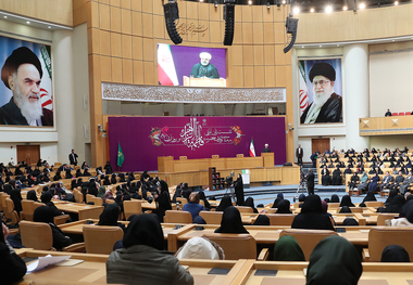 امام بود که راه را برای حضور زنان در دانشگاه باز کرد/ چه ایرادی دارد که دست رئیس‌جمهور باز باشد و بتوان وزیر زن انتخاب کرد؟