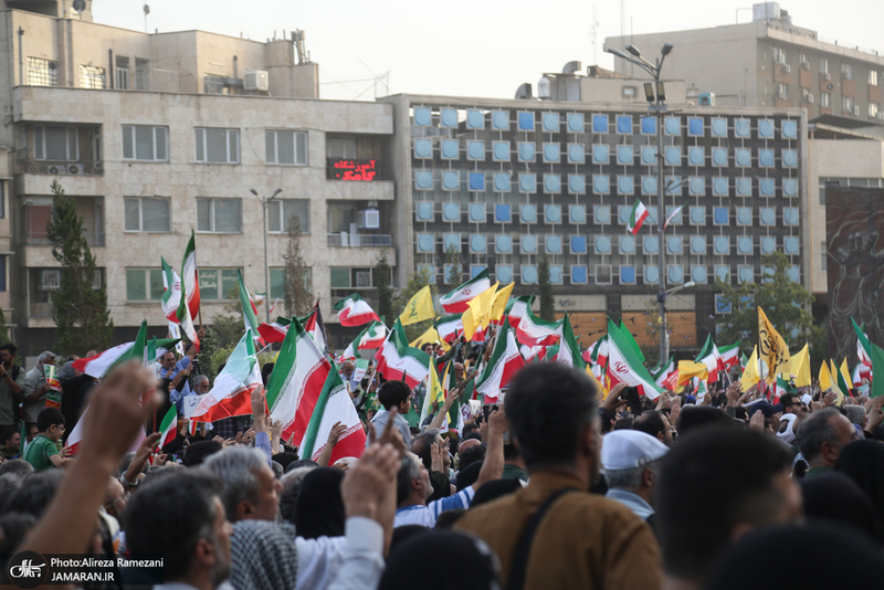اجتماع مردمی در حمایت از رزمندگان مدافع