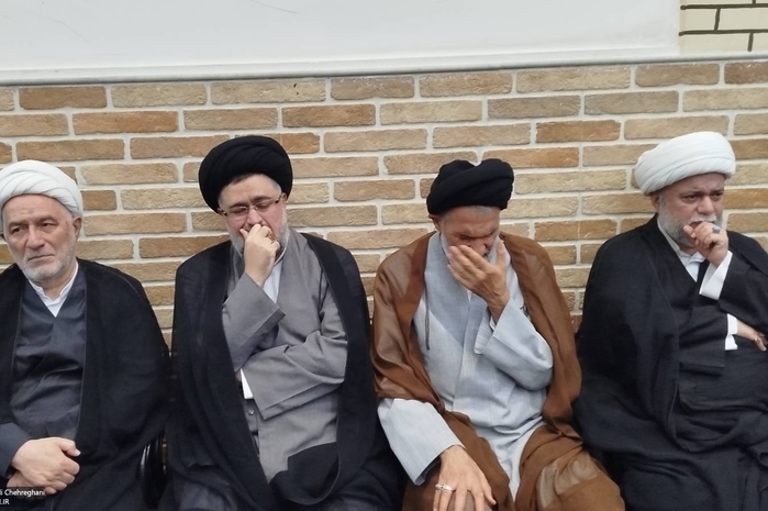 مراسم وداع با پیکر مطهر آیت الله العظمی شبیری زنجانی (ره)