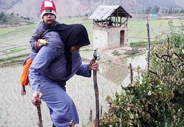 زنان سرپرست خانوار، از مستمری بگیری تا کارآفرینی