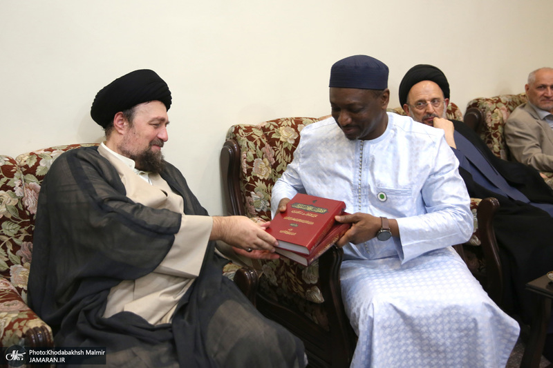 دیدار چند تن از مهمان خارجی سی و هفتمین کنفرانس وحدت اسلامی با سید حسن خمینی