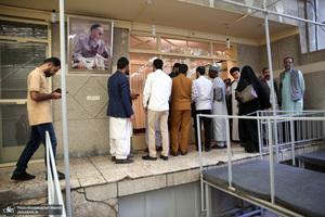 بازدید جمعی از مهمانان خارجی( آموزش پرورش الف تا ) از بیت امام خمینی (س) در جماران