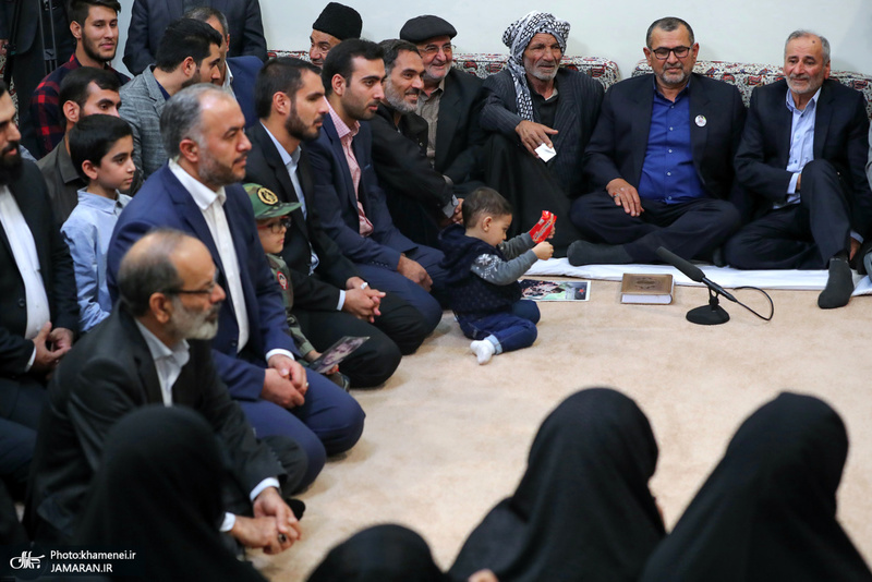 دیدار جمعی از خانواده‌های شهدای امنیت با رهبر معظم انقلاب