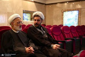 مراسم ختم مادر همسر حجت السلام ‌و المسلمین علی اکبر ناطق نوری و عباس آخوندی