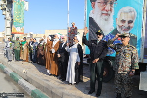 مراسم آغاز دهه فجر در بیت حضرت امام خمینی (س) در قم