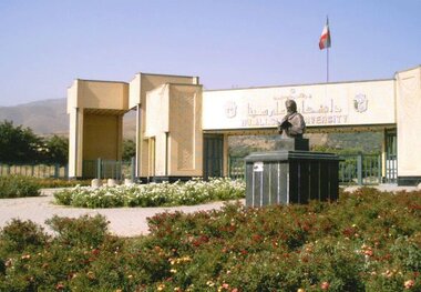 تجمع مقابل دانشگاه بوعلی سینا پس از مطرح شدن ادعای بی اخلاقی دانشجویان خارجی/ معاون استاندار همدان توضیح داد