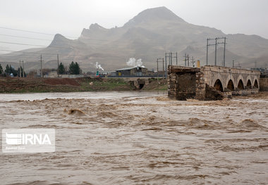 راه ارتباطی ۲۵ روستای بخش معمولان قطع شد