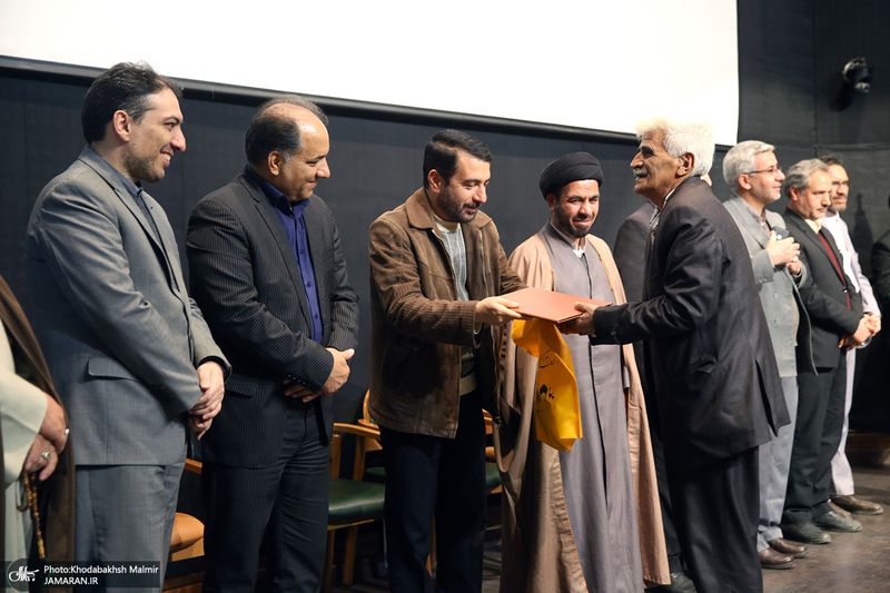 مراسم تجلیل از مفاخر فرهنگی و هنری شهرستان خمین