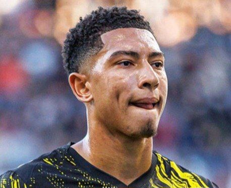 خشم والدین بلینگام به خاطر یک تعویض