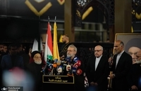 حضور علی لاریجانی بر مزار شهید سید حسن نصرالله (8)