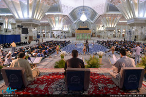 محفل انس با قرآن در حرم مطهر امام خمینی(س)