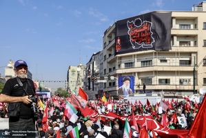 مراسم تشییع پیکر مطهر رهبر شهید انقلاب در تهران
