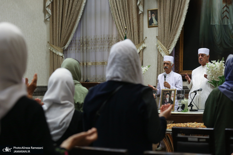 مراسم بزرگداشت امام خمینی(س) در آدریان زرتشتیان