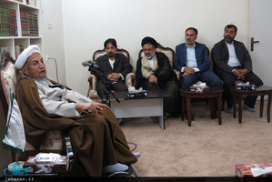 دیدار اعضای موسسه تنظیم و نشر آثار امام خمینی(س) نمایندگی قم با جمعی از مراجع و علما