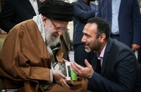 شاعران با رهبر انقلاب دیدار کردند (7)