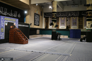 اولین شب مراسم عزاداری حضرت اباعبدالله الحسین (ع) در حسینیه امام خمینی